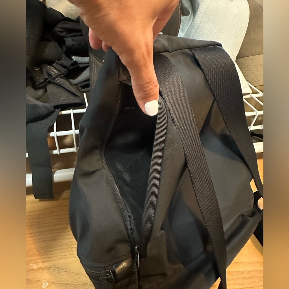 lululemon athletica Black Backpack - Picture 5 of 6